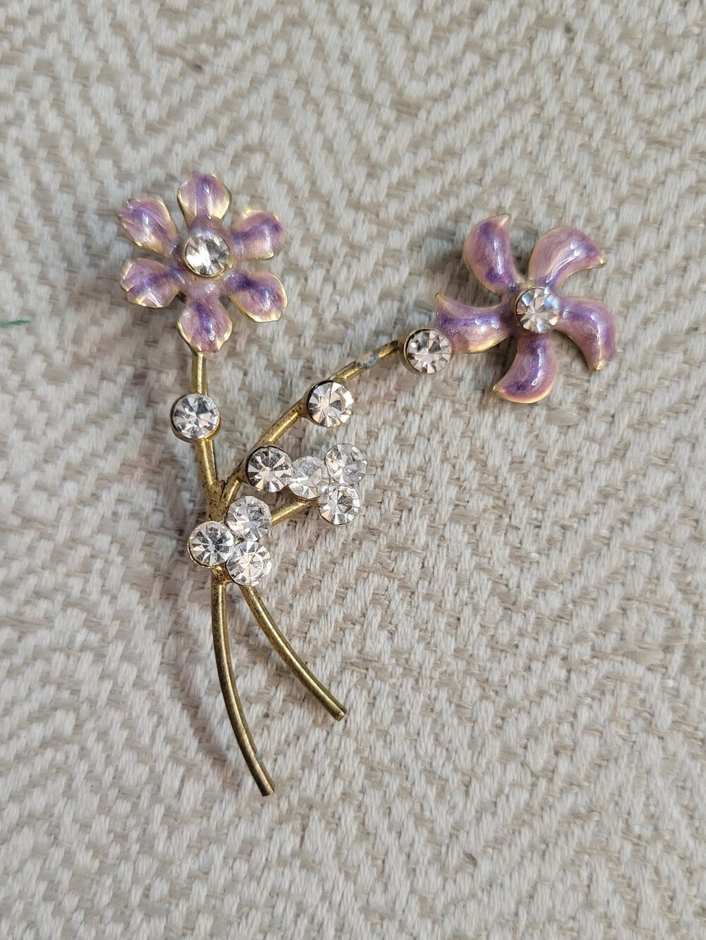 Vintage Enamel Floral Bouquet Brooch Purple Rhinestone Gold Tone Pin Mid Century